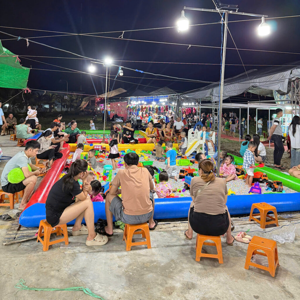 Khu Vui Chơi Di Động Là Gì