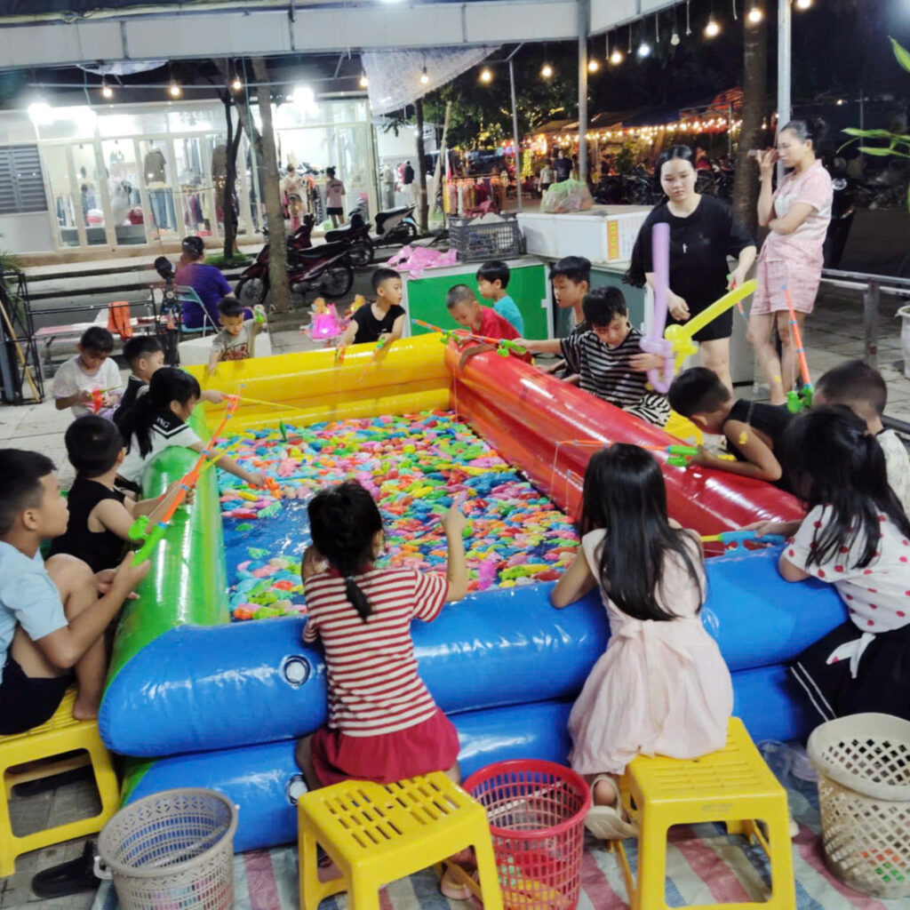 Lợi thế của mô hình bể bạt 2 tầng 8m² tại quán ăn, sự kiện, hội chợ